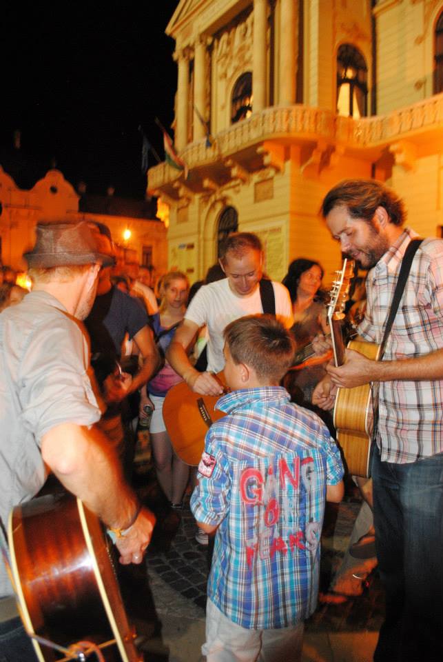 946290_552486194816353_631276732_n